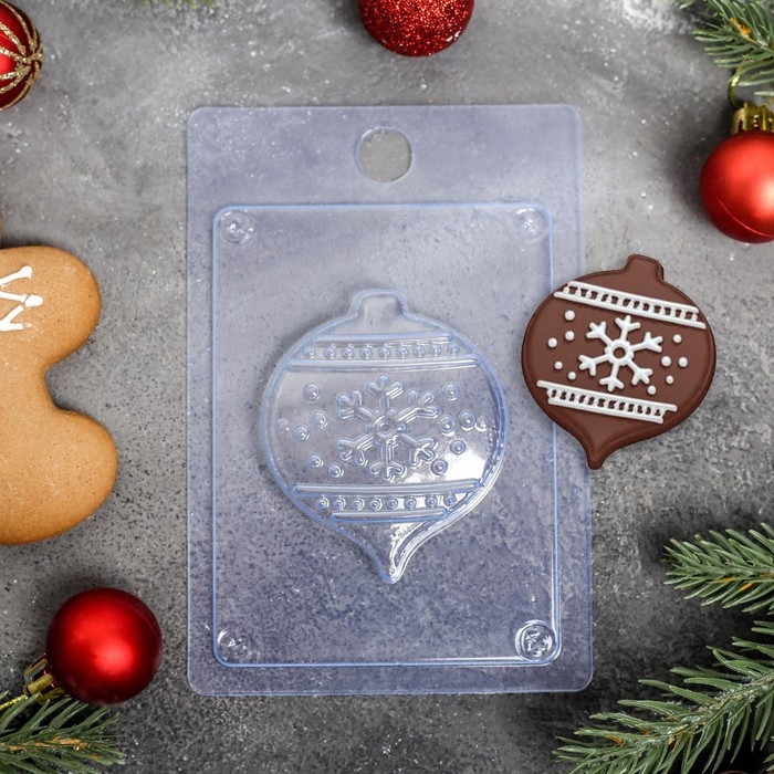 Форма для шоколада и конфет пластиковая «Ёлочный шар», 15×10 см, цвет прозрачный Форма для шоколада и конфет пластиковая «Ёлочный шар», 15×10 см, цвет прозрачный