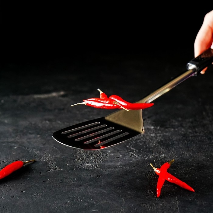 Лопатка Доляна &laquo;Ночь&raquo;, длина 33 см, с отверстиями