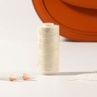 Нитки вощёные, плоские, 150D/16, 0,8 мм, 50 ± 2 м, цвет молочный Нитки вощёные, плоские, 150D/16, 0,8 мм, 50 ± 2 м, цвет молочный