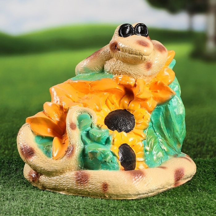 Садовая фигура Садовая фигура "Змея с подсолнухами" зеленая, 26х30х25см