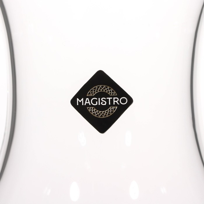 Декантер стеклянный с металлической крышкой Magistro «Богема», 1,5 л, 15,5×20,5 см Декантер стеклянный с металлической крышкой Magistro «Богема», 1,5 л, 15,5×20,5 см