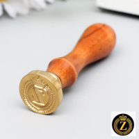 Печать для сургуча с деревянной ручкой "Корона с буквой Z" 9х2,5х2,5 см Печать для сургуча с деревянной ручкой "Корона с буквой Z" 9х2,5х2,5 см