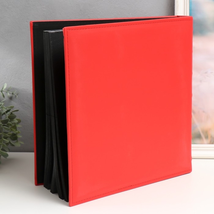 Фотоальбом на 600 фото 10х15 "Гладкость" кожзам, красный 34,5х5,5х36,5 см