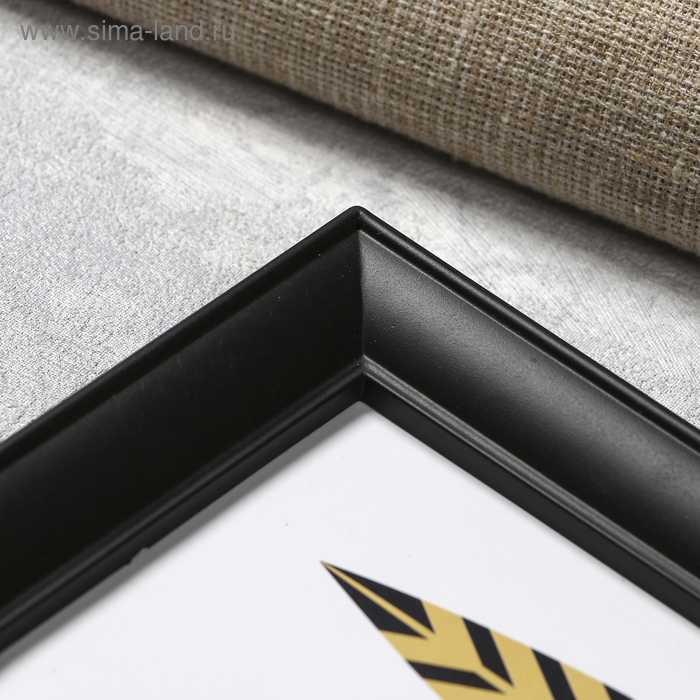 Фоторамка пластик на 4 фото 10х15 см Фоторамка пластик на 4 фото 10х15 см "Узор" чёрная 35х62х2 см