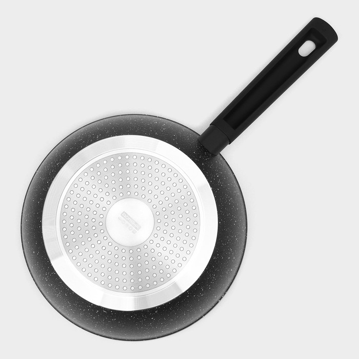 Сковорода Доляна &laquo;Первый дом&raquo;, d=24 см, h=7 см, антипригарное покрытие, индукиця, цвет чёрный