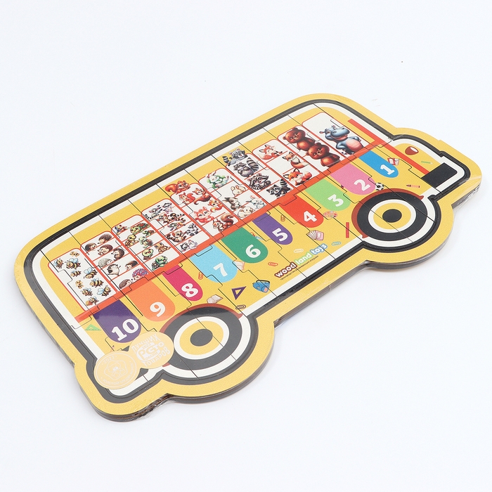 Обучающая игра «Автобус с цифрами» на подложке Обучающая игра «Автобус с цифрами» на подложке