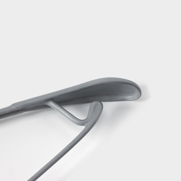 Плечики - вешалка для одежды Доляна, 44&times;20 см, широкие плечики, антискользящее покрытие, цвет серый