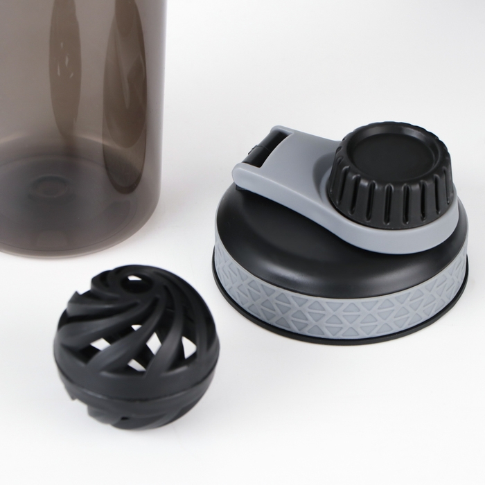 Набор 2 в 1 &laquo;Движение&raquo;: шейкер 800 мл, полотенце из микрофибры 40 х 80 см