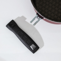 Ковш &laquo;Альфа&raquo; 1,5 л, стеклянная крышка, пластиковая ручка, антипригарное покрытие, цвет красный