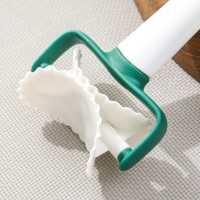 Валик для нарезки из теста KONFINETTA, 16,5×8×4 см, цвет белый Валик для нарезки из теста KONFINETTA, 16,5×8×4 см, цвет белый