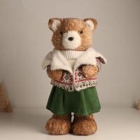 Декор "Медведица в зимней одёжке" 20х17х41 см Декор "Медведица в зимней одёжке" 20х17х41 см