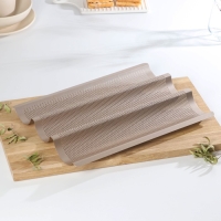 Форма для выпечки багетов Gold перфорированная, 38,5×28,5×3,5 см, антипригарное покрытие, цвет золотой Форма для выпечки багетов Gold перфорированная, 38,5×28,5×3,5 см, антипригарное покрытие, цвет золотой