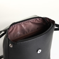 Рюкзак городской из искусственной кожи на молнии, цвет чёрный Рюкзак городской из искусственной кожи на молнии, цвет чёрный