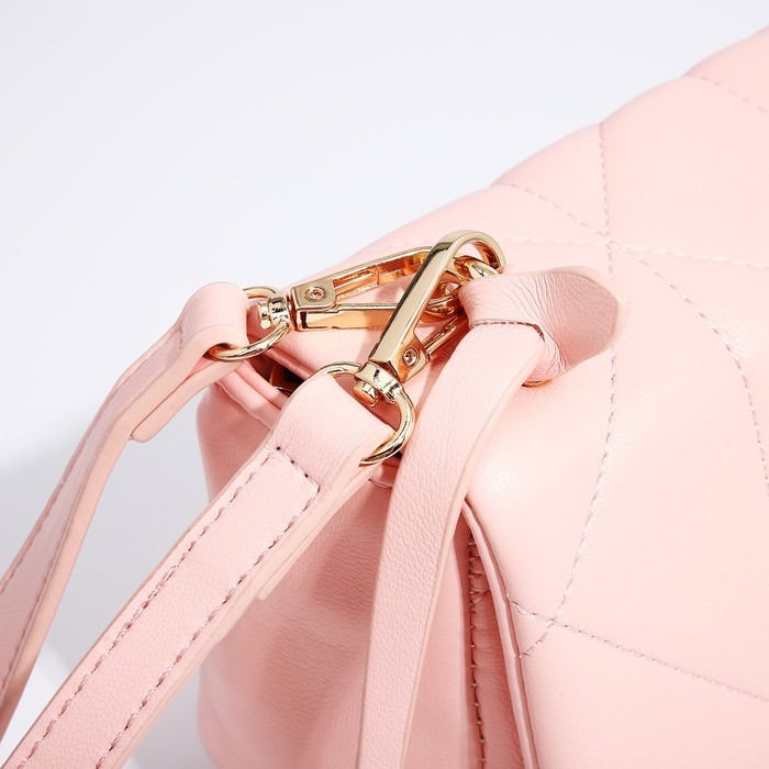 Сумка-мессенджер на магнитах, цвет розовый Сумка-мессенджер на магнитах, цвет розовый