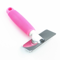 Пуходерка без капель с рифленой резиновой ручкой 9 х 15 см, бело-розовая Пуходерка без капель с рифленой резиновой ручкой 9 х 15 см, бело-розовая