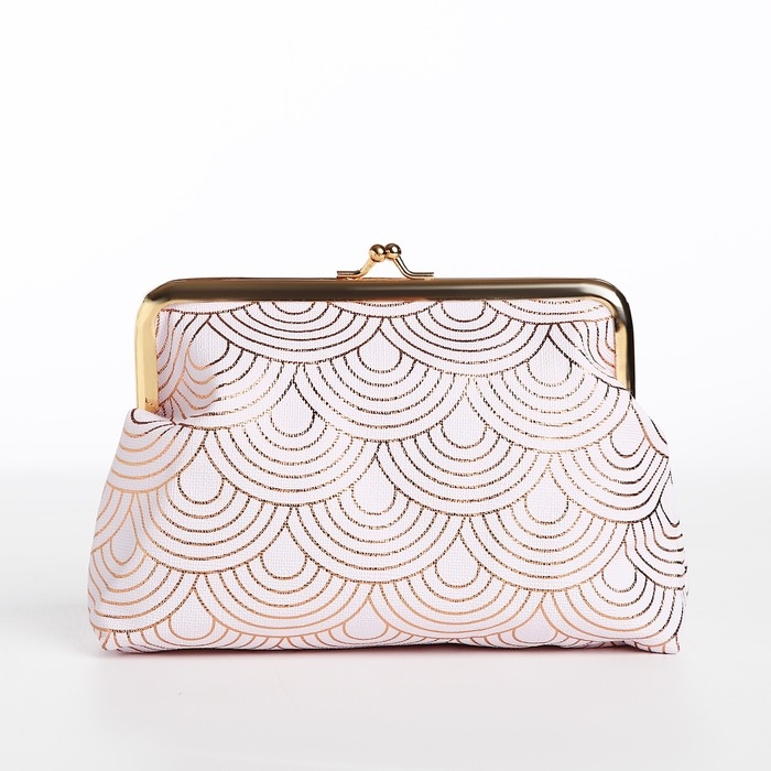 Косметичка на фермуаре, цвет белый