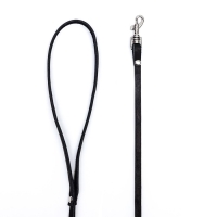 Поводок кожаный однослойный, 1.47 м х 0,8 см, черный Поводок кожаный однослойный, 1.47 м х 0,8 см, черный