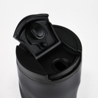 Термокружка, 500 мл, Спираль "Мастер К", сохраняет тепло 8 ч, 7.8х22 см, чёрная Термокружка, 500 мл, Спираль "Мастер К", сохраняет тепло 8 ч, 7.8х22 см, чёрная