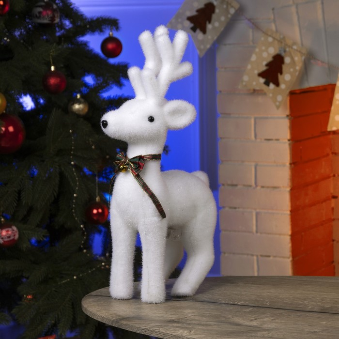 Светодиодная фигура &laquo;Олень&raquo; 26 &times; 45 &times; 12 см, флок, батарейки ААх2 (не в комплекте), свечение тёплое белое