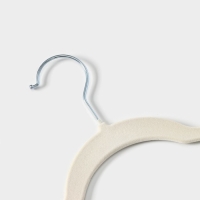 Плечики - вешалки для одежды Доляна, 42&times;22 см, 5 шт, флокированное покрытие, цвет белый