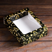 Новый год. Коробка подарочная, крышка-дно, с окном "Праздничное волшебство", 18 х 15 х 5 см.