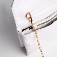 Сумка-клатч на магните, цвет белый Сумка-клатч на магните, цвет белый