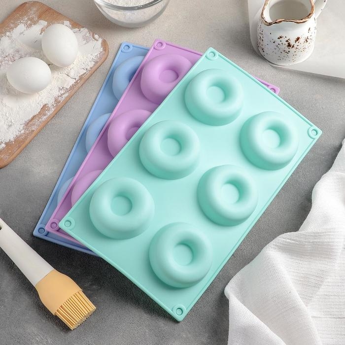 Форма для выпечки Доляна «Сладости.Пончики», силикон, 29×17 см, 6 ячеек, d=6,8 см, цвет МИКС Форма для выпечки Доляна «Сладости.Пончики», силикон, 29×17 см, 6 ячеек, d=6,8 см, цвет МИКС