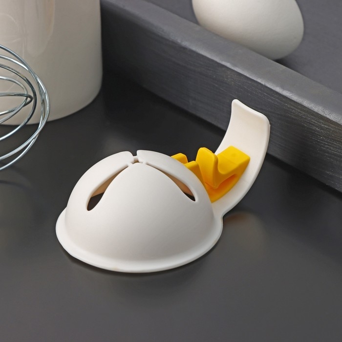 Сепаратор для яиц с фиксатором Доляна, 11&times;7,5&times;3,5 см, цвет белый