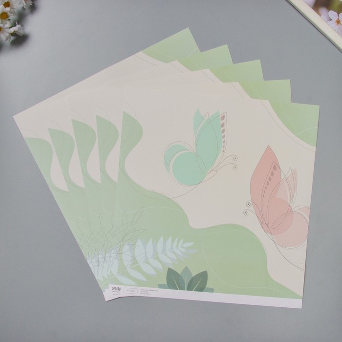 Бумага для скрапбукинга "Порхающие бабочки" плотность 180 гр набор 5 шт 30,5х32 см