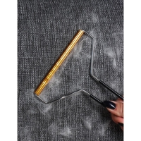 Скребок для чистки одежды, ковров, мебели Доляна, 18×12,5 см, ПВХ ручка Скребок для чистки одежды, ковров, мебели Доляна, 18×12,5 см, ПВХ ручка