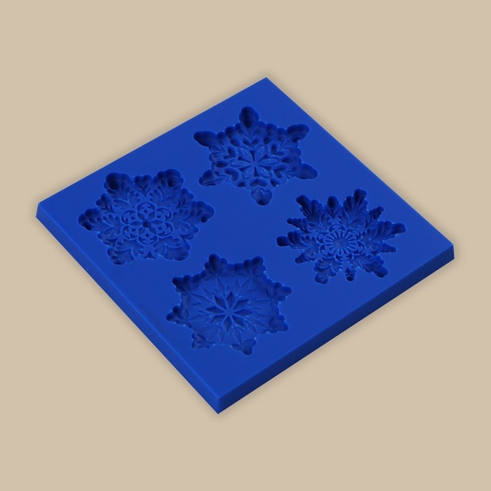 Силиконовый молд для творчества «Снежинки», 8 х 8 см Силиконовый молд для творчества «Снежинки», 8 х 8 см