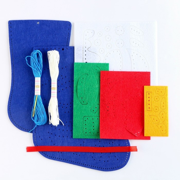 Новогондний набор для шитья. Носок из фетра &laquo;Новый год! Снеговичок&raquo;, 18 х 27 см