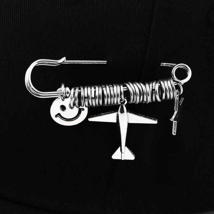 Кепка женская с кольцами, цвет чёрный, р-р 56 Кепка женская с кольцами, цвет чёрный, р-р 56