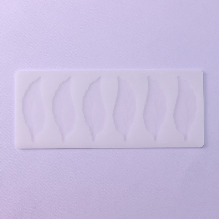 Форма для шоколада &laquo;Листочки&raquo;, силикон, 6 ячеек, 22&times;9&times;0,3 см, цвет прозрачный