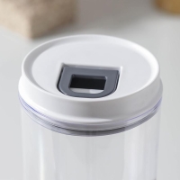 Банка пластиковая для сыпучих продуктов с мерной ложкой, 800 мл, 13,5&times;10&times;15 см, цвет МИКС