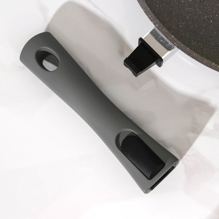 Сковорода, d=28 см, съёмная ручка, антипригарное покрытие, цвет светлый мрамор Сковорода, d=28 см, съёмная ручка, антипригарное покрытие, цвет светлый мрамор