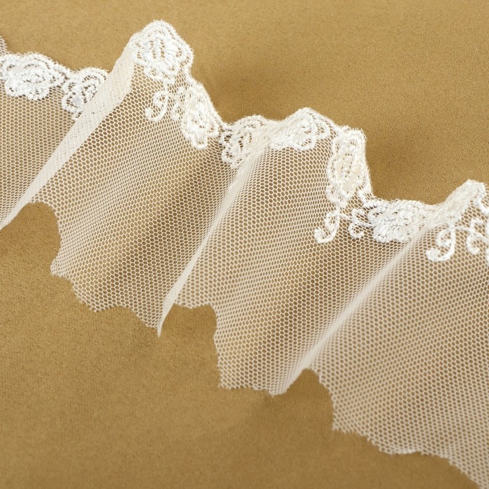 Кружево на сетке, 60 мм &times; 9 &plusmn; 0,5 м, цвет белый