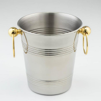 Ведро для льда из нержавеющей стали «Классик», 2,1 л, 20,5×15,5×17 см, золотые ручки, 201 сталь Ведро для льда из нержавеющей стали «Классик», 2,1 л, 20,5×15,5×17 см, золотые ручки, 201 сталь