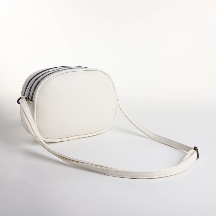 Сумка женская кросс-боди на молнии, цвет белый Сумка женская кросс-боди на молнии, цвет белый