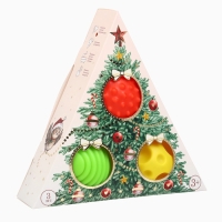 Подарочный новогодний набор развивающих тактильных мячиков «Рождественская ёлочка», 3 шт. Подарочный новогодний набор развивающих тактильных мячиков «Рождественская ёлочка», 3 шт.