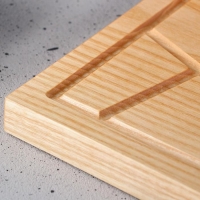 Доска разделочная Доброе дерево "Оригами", для сервировки и подачи, кожаная ручка, массив ясеня, 45х20 см