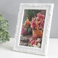 Фоторамка пластик 10х15 см "Растительный узор" белая 17х22 см Фоторамка пластик 10х15 см "Растительный узор" белая 17х22 см