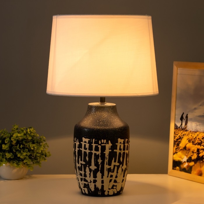 Настольная лампа Настольная лампа "Асфея" Е27 40Вт бело -синий 28х28х45,5 см RISALUX