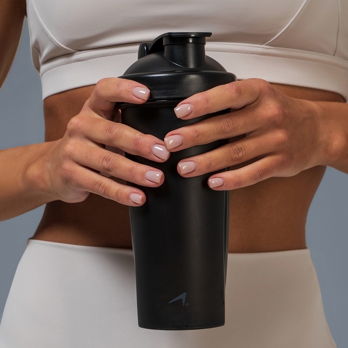 Шейкер для спортивного питания Onlytop, 600 мл, цвет черный