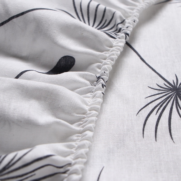 Простыня на резинке Этель Простыня на резинке Этель "Легкость ветра" 140*200*25, 100% хлопок, бязь, 125г/м2