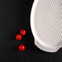 Блюдо фарфоровое для запекания Magistro &laquo;Бланш&raquo;, 33&times;21&times;2,5 см, цвет белый