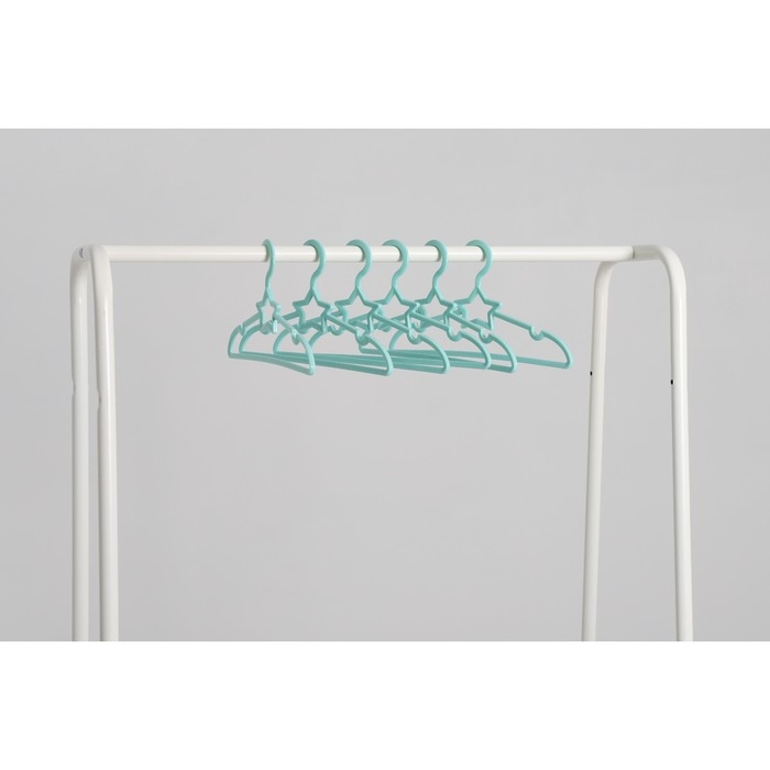 Плечики - вешалки для одежды Доляна «Звезда», 26,5×13,5 см, 6 шт, детские, цвет голубой Плечики - вешалки для одежды Доляна «Звезда», 26,5×13,5 см, 6 шт, детские, цвет голубой