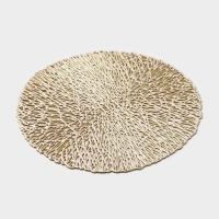 Салфетка - подставка под кружку Доляна &laquo;Листья&raquo;, d=10 см, 4 шт, цвет золото