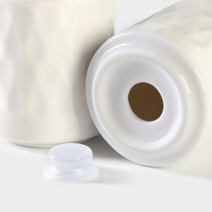 Набор керамический для специй на бамбуковой подставке BellaTenero «Герда», 3 предмета: солонка 120 мл, перечница 120 мл, салфетница, цвет белый Набор керамический для специй на бамбуковой подставке BellaTenero «Герда», 3 предмета: солонка 120 мл, перечница 120 мл, салфетница, цвет белый