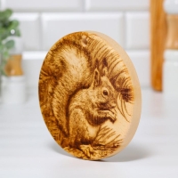 Доска из массива кедра &laquo;Бельчонок&raquo;, круглая, 18 &times; 18 см